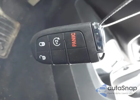 2017 Jeep Renegade Latitude Fwd z USA, uszkodzony, nr VIN ZACCJABB4HPF12753